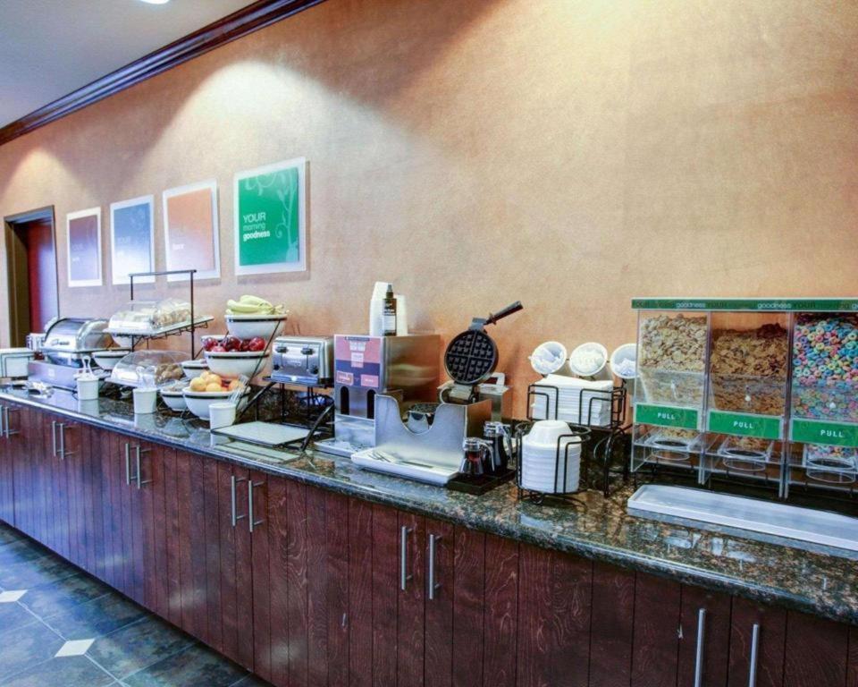 Comfort Inn & Suites Navasota Εξωτερικό φωτογραφία