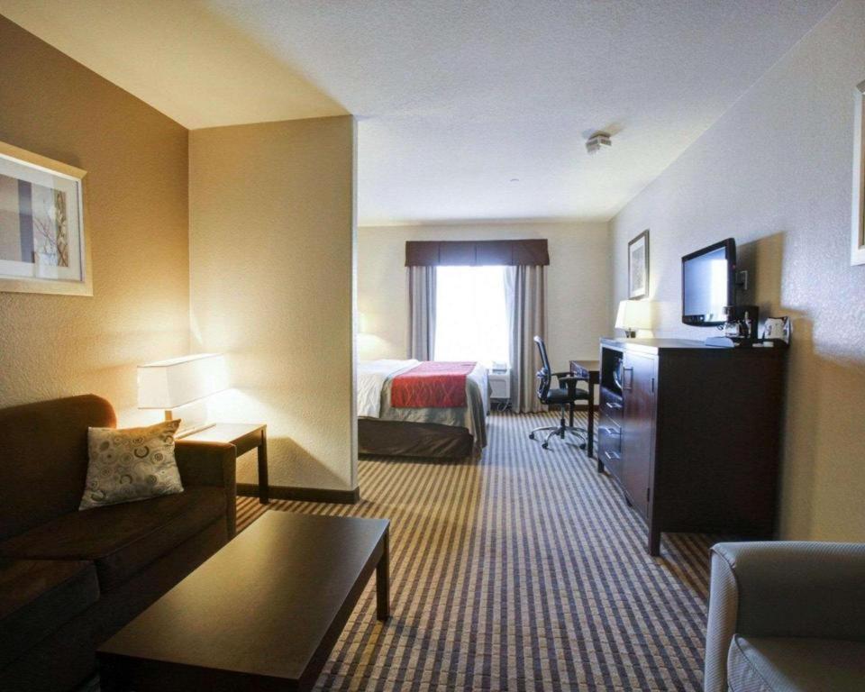 Comfort Inn & Suites Navasota Εξωτερικό φωτογραφία