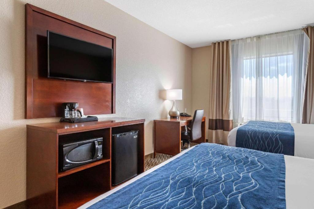 Comfort Inn & Suites Navasota Εξωτερικό φωτογραφία